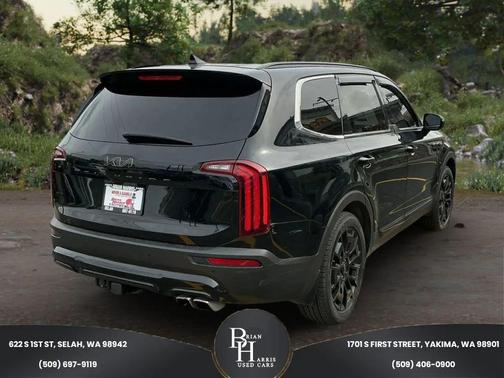 Ebony Black 2022 Kia Telluride SX