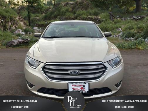 2017 Ford Taurus SEL