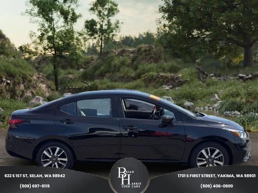 Black 2021 Nissan Versa 1.6 SV