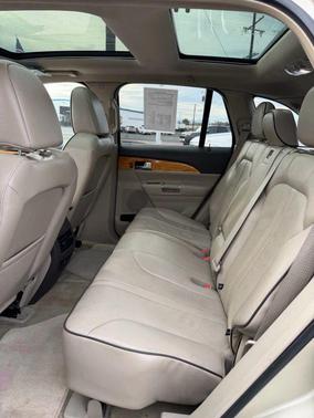 2011 Lincoln MKX Base