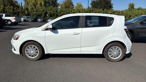 2017 Chevrolet Sonic LT