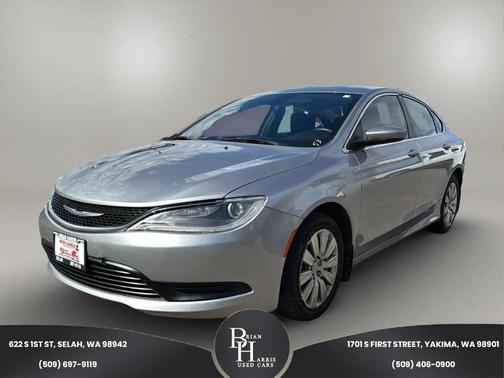2016 Chrysler 200 LX