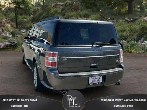 Magnetic Metallic 2018 Ford Flex SE
