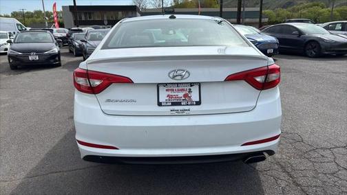 2016 Hyundai SONATA SE