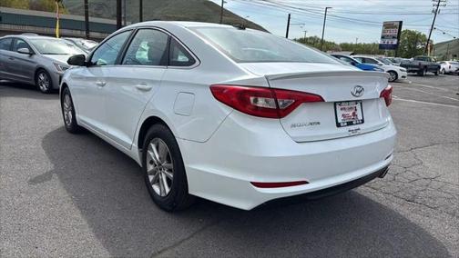 2016 Hyundai SONATA SE