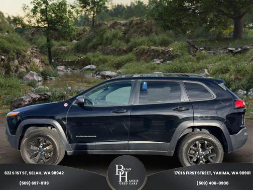 2017 Jeep Cherokee Sport