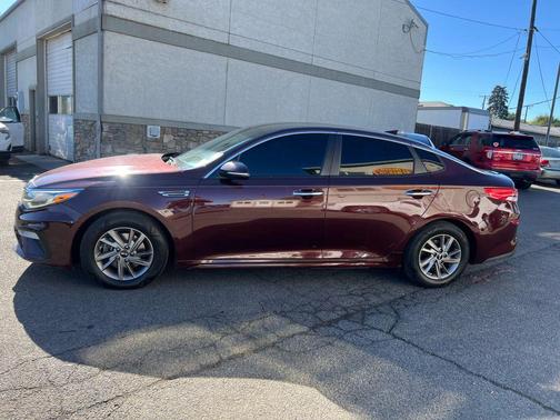 2020 Kia Optima LX