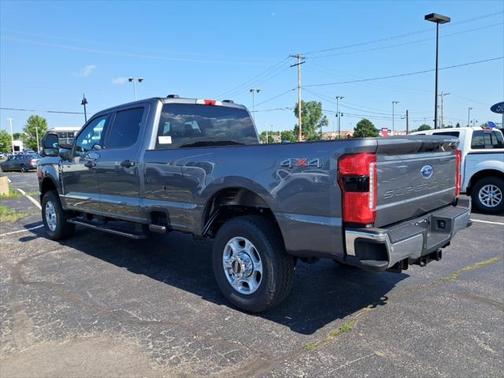 2025 Ford F-350 XLT