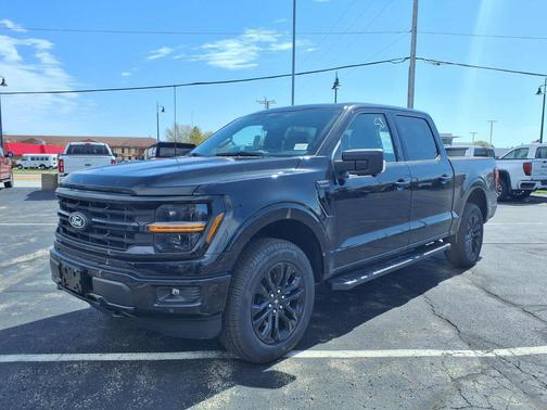 AGATE BLACK METALLIC 2026 Ford F-150 XLT