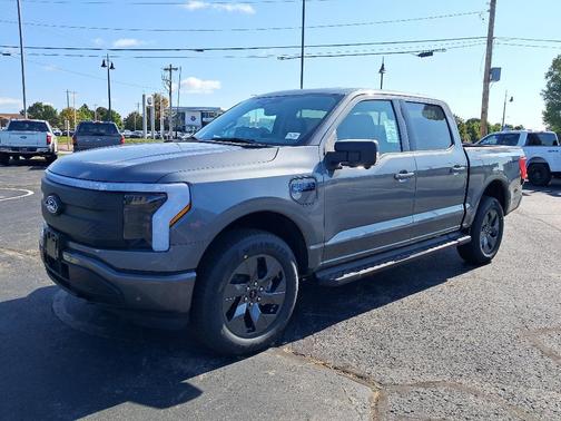 2025 Ford F-150 Lightning Flash