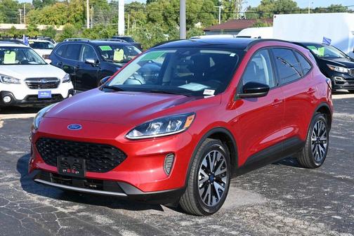 2020 Ford Escape SE