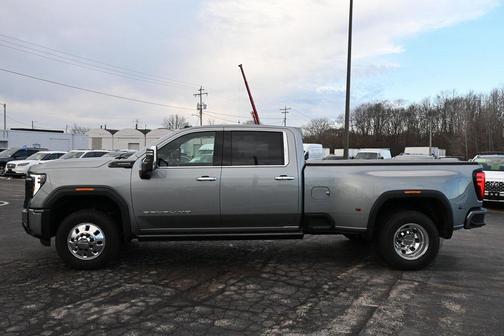 2024 GMC Sierra 3500 Denali