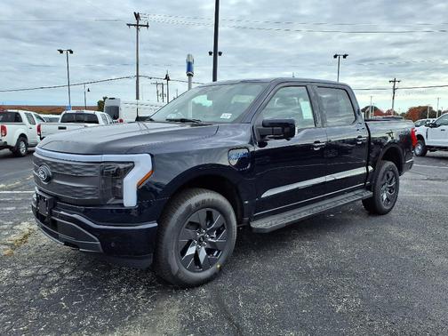 2025 Ford F-150 Lightning LARIAT