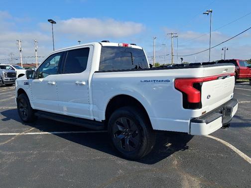 2025 Ford F-150 Lightning LARIAT