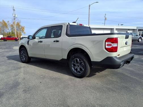 2025 Ford Maverick XLT