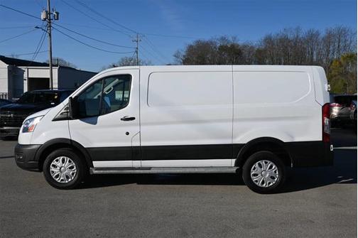 2022 Ford Transit-250 Base