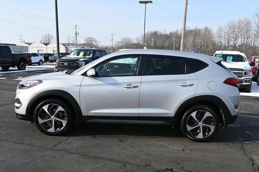 2016 Hyundai TUCSON Sport