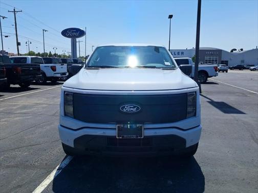 2025 Ford F-150 Lightning Flash