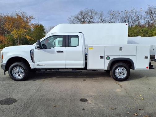 2025 Ford F-350 XL