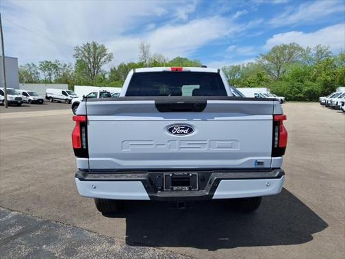 2025 Ford F-150 Lightning Flash
