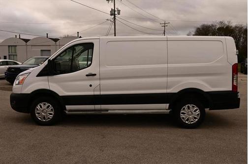 2022 Ford Transit-250 Base