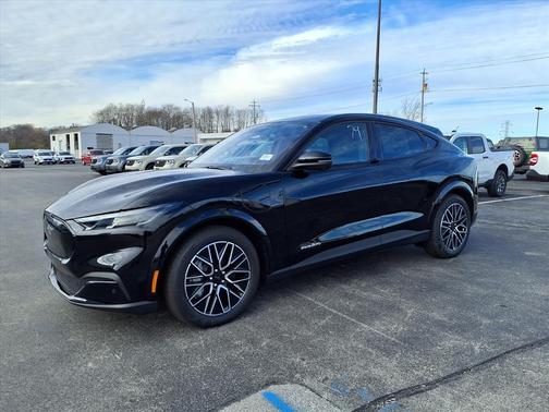 2025 Ford Mustang Mach-E Premium