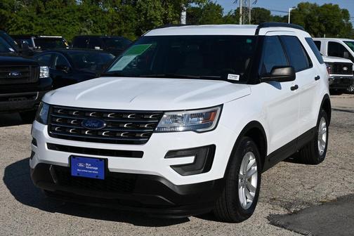 2017 Ford Explorer Base