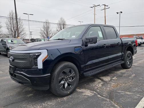 2025 Ford F-150 Lightning Flash