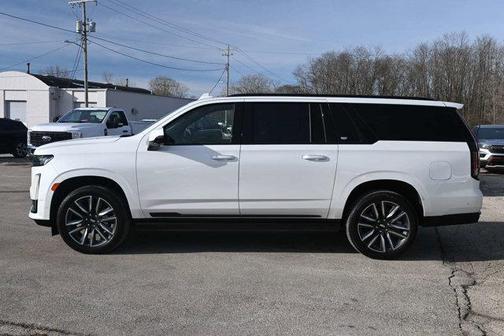 2023 Cadillac Escalade ESV Sport