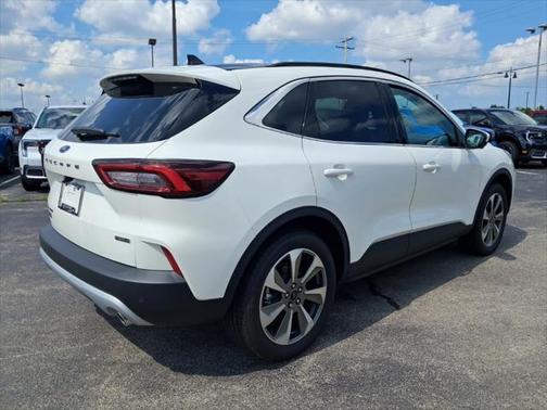 2025 Ford Escape Platinum