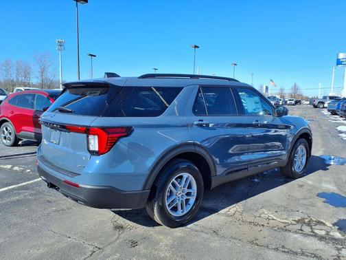 2026 Ford Explorer Active (200A)