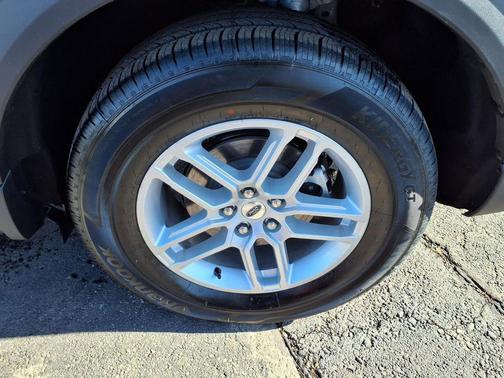 2026 Ford Explorer Active (200A)