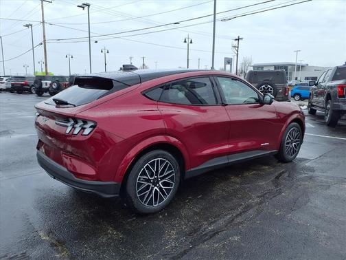 2025 Ford Mustang Mach-E Premium