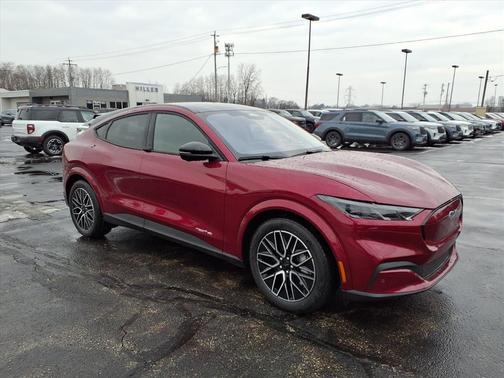 2025 Ford Mustang Mach-E Premium