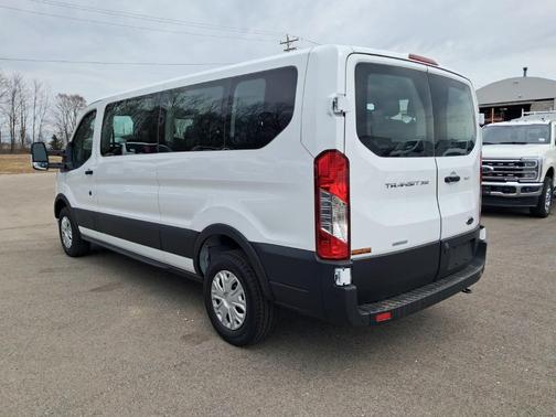 2024 Ford Transit-350 XLT