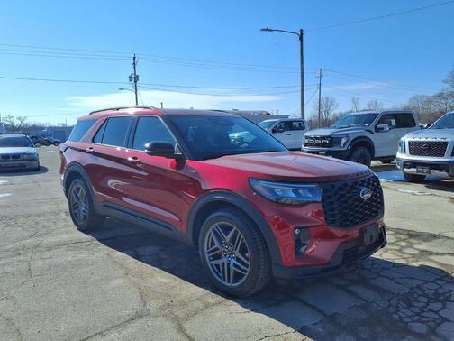 2026 Ford Explorer ST-Line