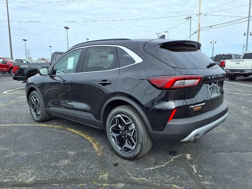 2026 Ford Escape Platinum