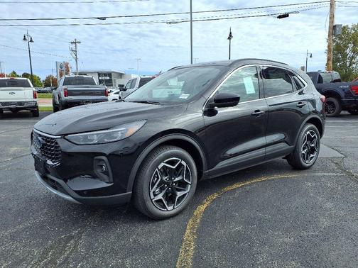 2026 Ford Escape Platinum