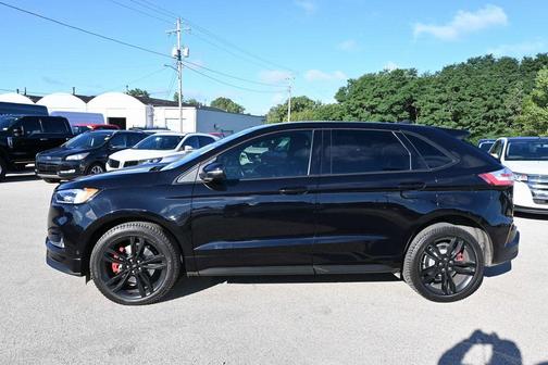 2022 Ford Edge ST