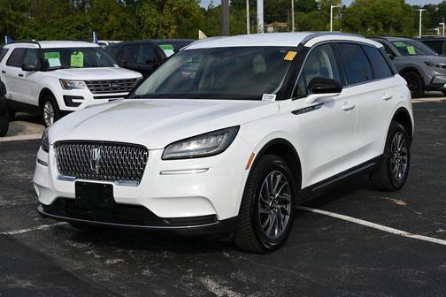 2022 Lincoln Corsair Standard