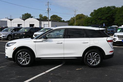 2022 Lincoln Corsair Standard