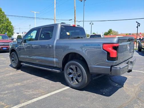 2025 Ford F-150 Lightning Flash