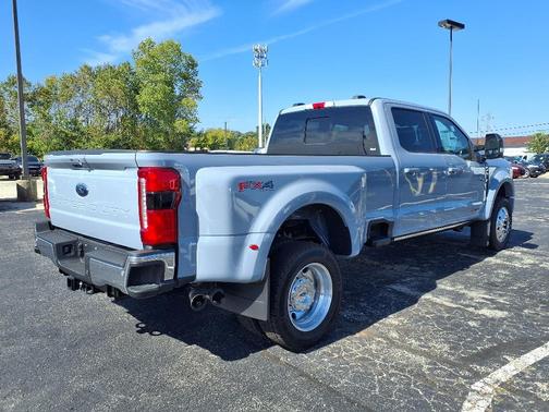 2025 Ford F-450 Lariat