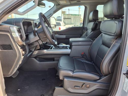 2025 Ford F-450 Lariat