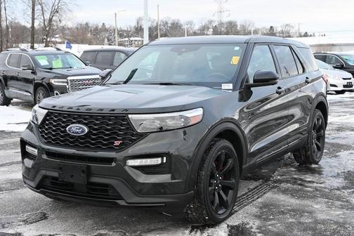 2022 Ford Explorer ST