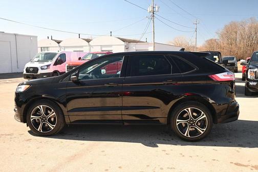 2022 Ford Edge ST