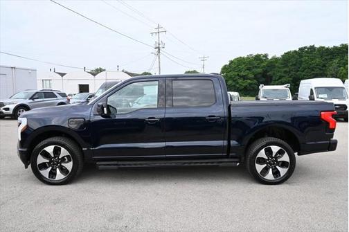 2022 Ford F-150 Lightning Platinum