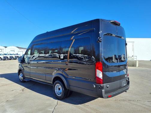2026 Ford Transit-350 XLT