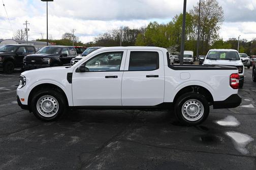 OXFORD WHITE 2025 Ford Maverick XL