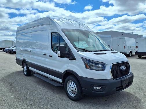 Oxford White 2026 Ford Transit-250 Base